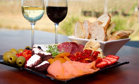 Your Local Chauffeur Wine and Food Delight Tours of Marlborough: Private Winter Wine and Scenic Delights Tour from Picton (Up to 5 Guests) - Photo 3
